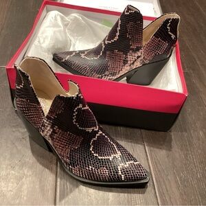 Vince Camuto Black and Purple Snakeskin Ankle Boots